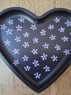 Handmade gypsum tray with acrylic paint and matte finish