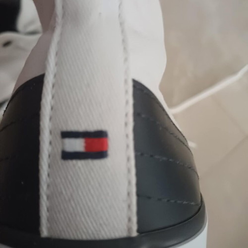 Tommy Hilfiger Sneakers No43 like new, white and grey
