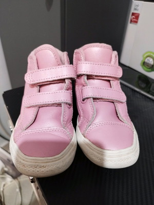 Converse pink boots used, size 26 girls
