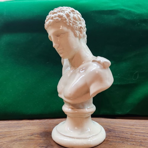 Collection of archaic statues used, Diogenes, Aphrodite, Hermes, Discobolus