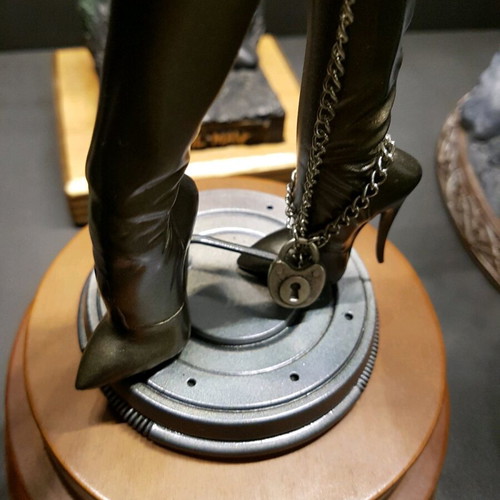Cutie Honey 1/4 Volks Hajime Sorayama statue like new