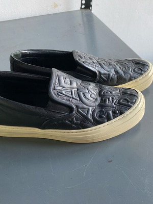 Salvatore Ferragamo γυναικεία παπούτσια μεταχειρισμένα, νούμερο 36-37, μαύρα