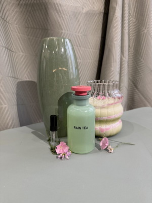 Louis Vuitton Rain Tea 3ml mini perfume new, authentic decant