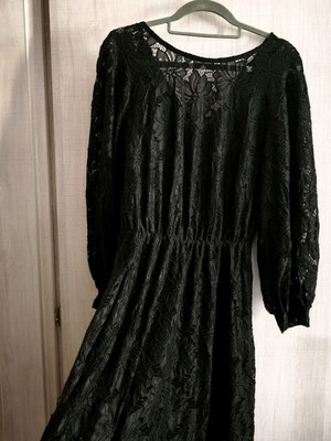 BeeMe midi lace dress like new, black, one size