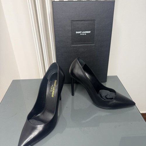 Saint Laurent Opyum patent pumps, black