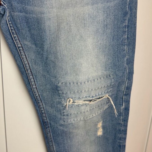 Zara Jean Capri wide fit size 36 used with rips