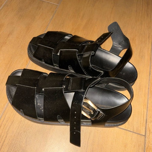 Flat sandals like new, size 38