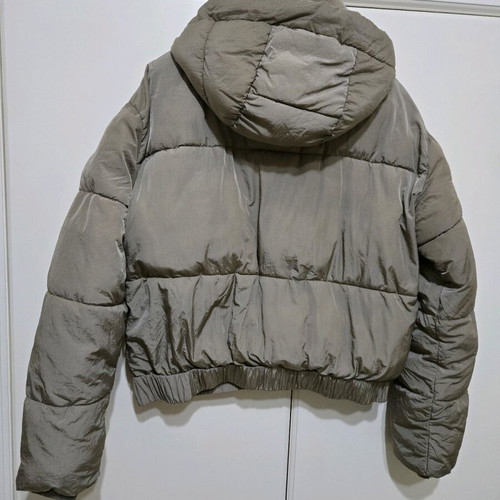 Alcott puffer jacket like new, gray-beige medium size