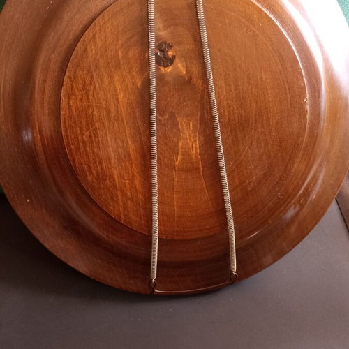 Large Handmade Wood-Carved Wall Plate, mint condition, vintage folk art