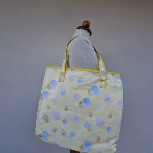 Beach bag like new, blue and yellow, plastic lining