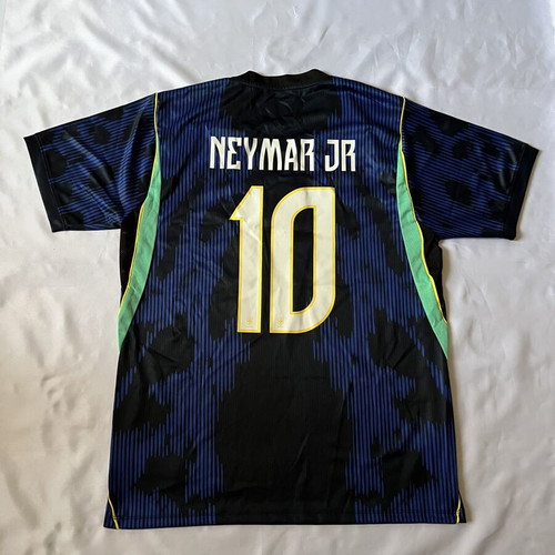 Nike Jordan Brazil Neymar Jr #10 Jersey Medium like new