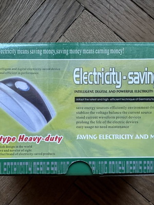 Electricity saving box