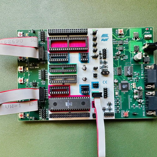 Atmel AVR STK500 development board used