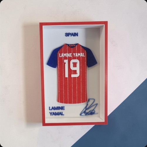 Yamal Jersey Frame 3D Printed Like New