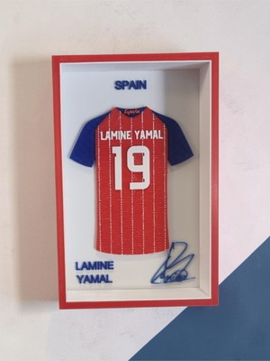Yamal Jersey Frame 3D Printed Like New