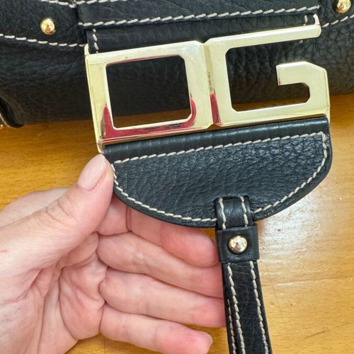 Dolce & Gabbana leather shoulder bag like new, black with gold details