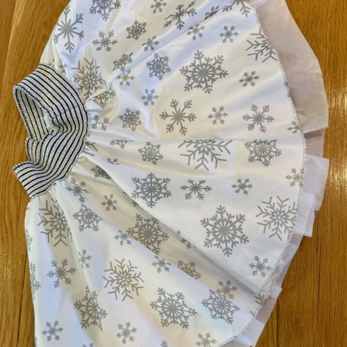 Snowflake carnival costume for girls like new, age 6-8