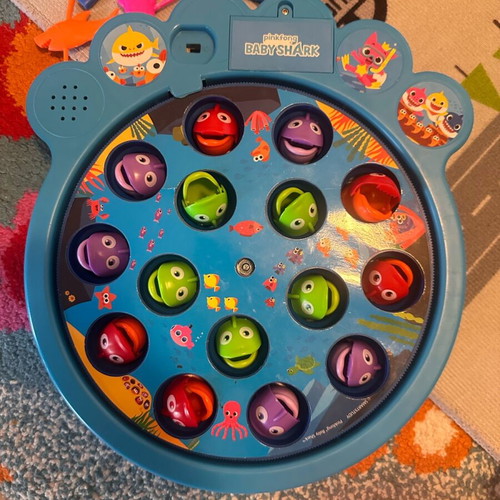 Pinkfong Baby Shark Let's Go Hunt Fishing Game μεταχειρισμένο