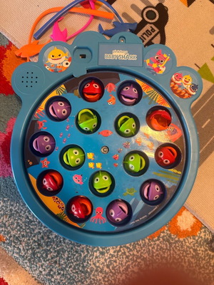 Pinkfong Baby Shark Let's Go Hunt Fishing Game μεταχειρισμένο
