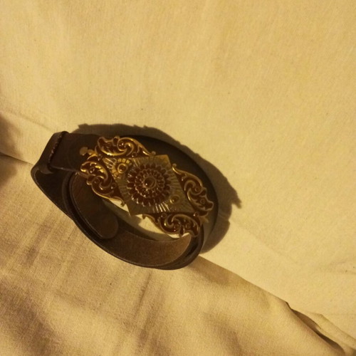 Brown women's belt like new with decorative buckle