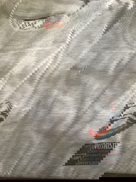 T-SHIRT