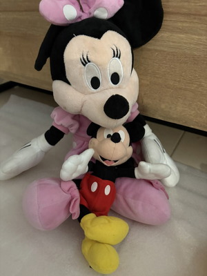 Minnie and Mickey plush toy set