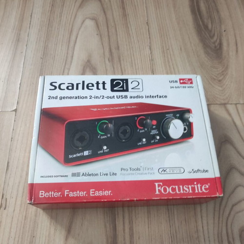 Focusrite Scarlett 2i2 2nd Gen audio interface like new