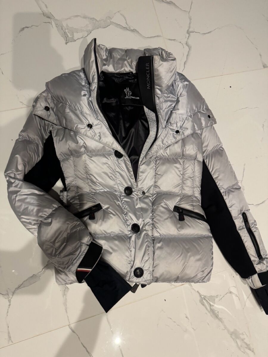 Moncler Grenoble jacket 500 00 Vendora