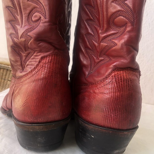 Justin Teju Lizard Cowboy Boots used, size 10.5D, red leather