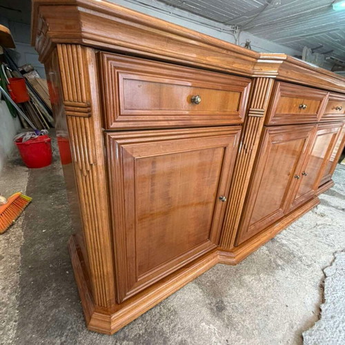 Buffet with mirror made of walnut like new