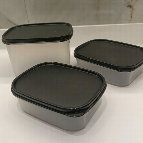 Tupperware set of three containers new, 1.9 liters and two 850ml