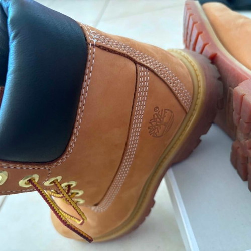 Timberland boots like new, leather and waterproof