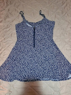 Short blouse dress like new, size M