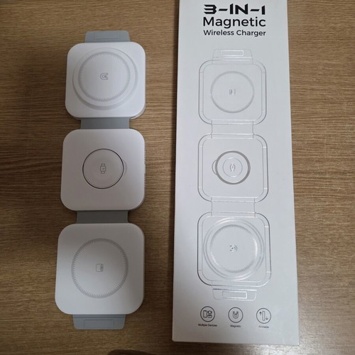 Foldable Magnetic Wireless Charger 3-in-1 for Phone, Watch, and Earbuds