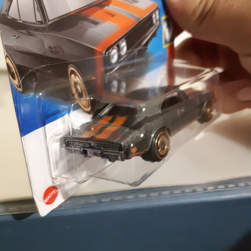 Hot Wheels Dodge Charger 500 1969 and Brazilian 1974 toy cars, pack of 2
