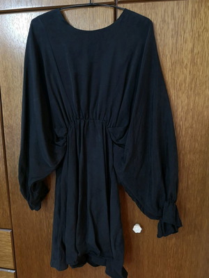 ZARA black dress Small new, balloon sleeves