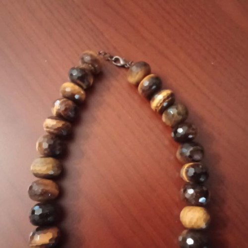 Vintage necklace with tiger eye stones, like new, length 0.50cm
