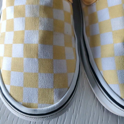 Vans Asher Slip On used athletic shoes size 37, white and yellow