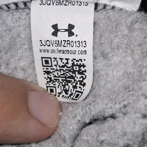 Under Armour sweatshirt used, gray, size M