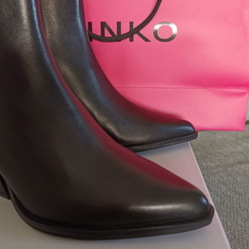 Pinko leather ankle boots new, size 38, black