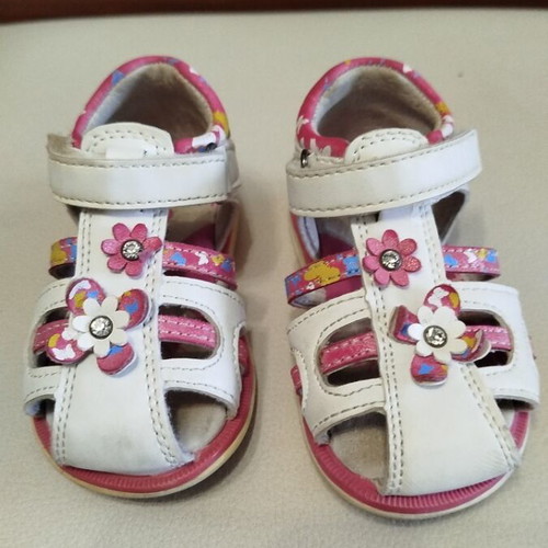 IQ KIDS baby sandals genuine leather size 20 like new