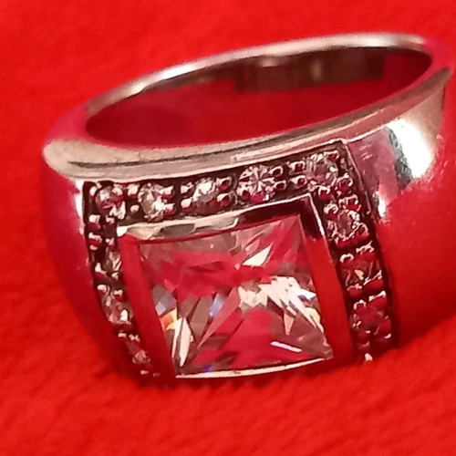 Ring used, silver, diameter size 16.5 mm for slim fingers