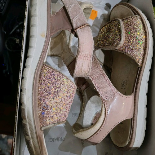 Primigi sandals size 31 like new, white and pink