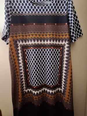 Dress with unique multicolor pattern, XXL