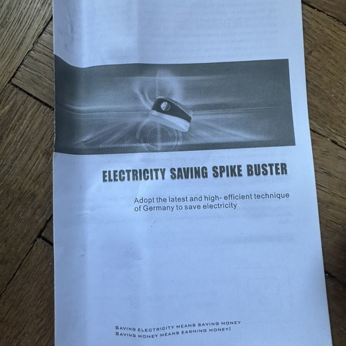 Electricity saving box