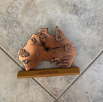 Bronze Australia-shaped clock
