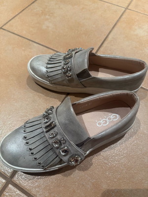 GoGo Shoes women's flatforms like new, comfortable closed size 37