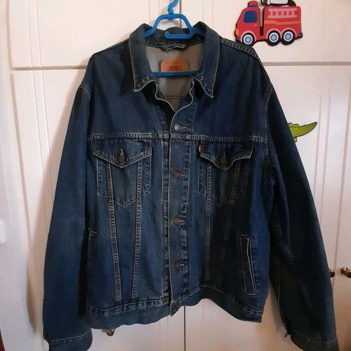Levi's men's denim jacket like new, blue, size XL