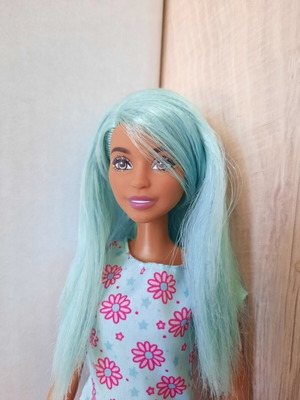 Barbie Makeup Artist Doll used with blue hair and beautiful face