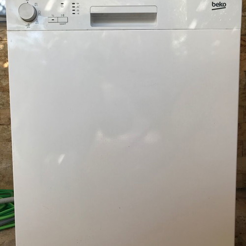 Beko dishwasher 60 cm with 5 programs like new
